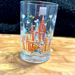 Walt Disney World Donald Duck Glass Cup 25 Years Remember The Magic
